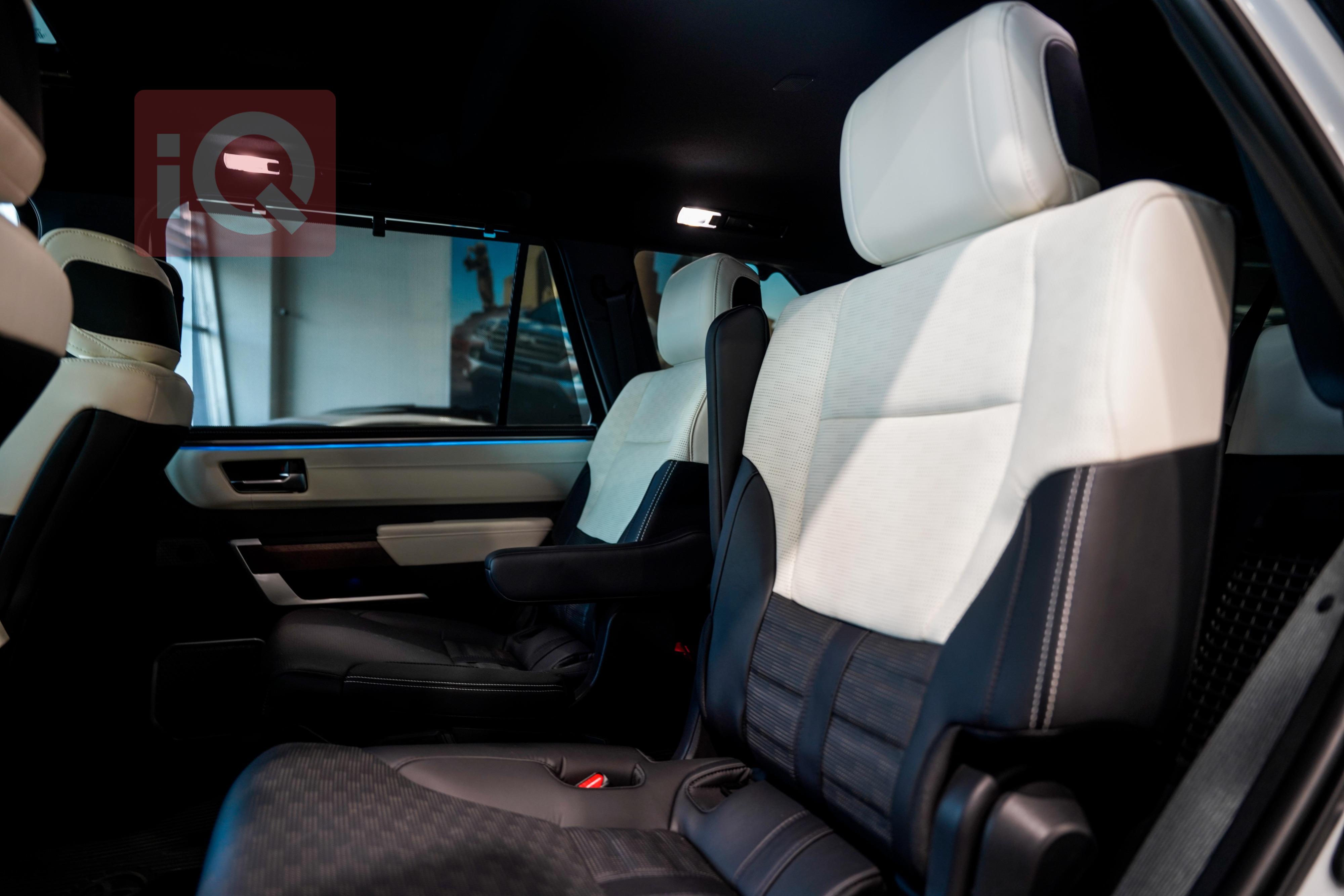 Toyota Sequoia
